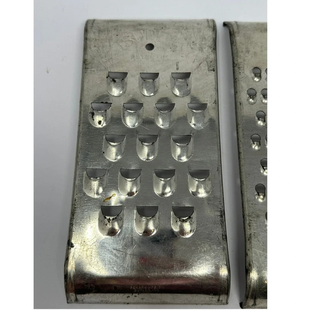 Vintage Remark Mfg Co Butler Ind Super Patented Metal Hand Graters Set of 3 B0
